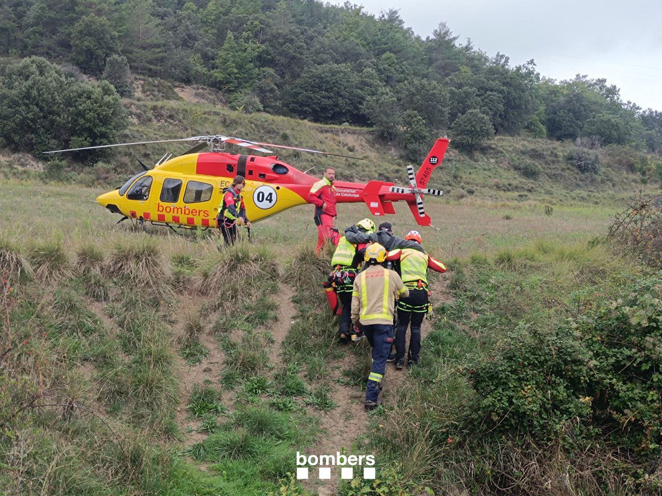 Bombers rescaten boletaire a Gavarra